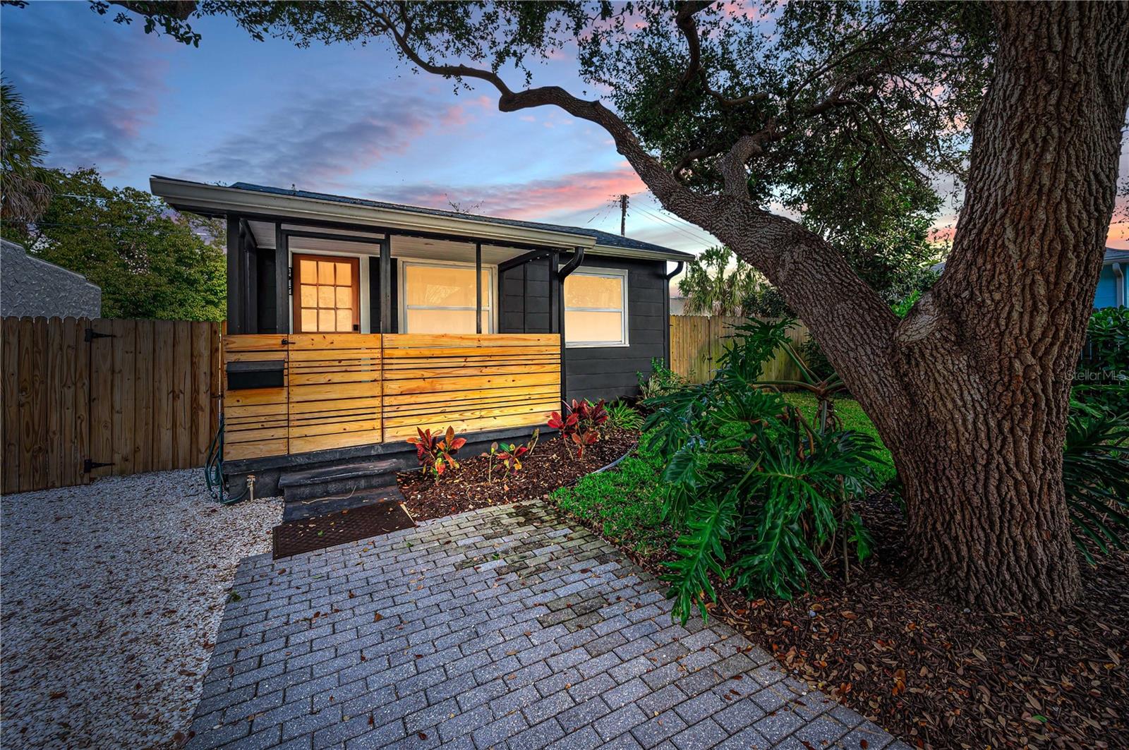 DISSTON HILLS SEC A & B - Residential