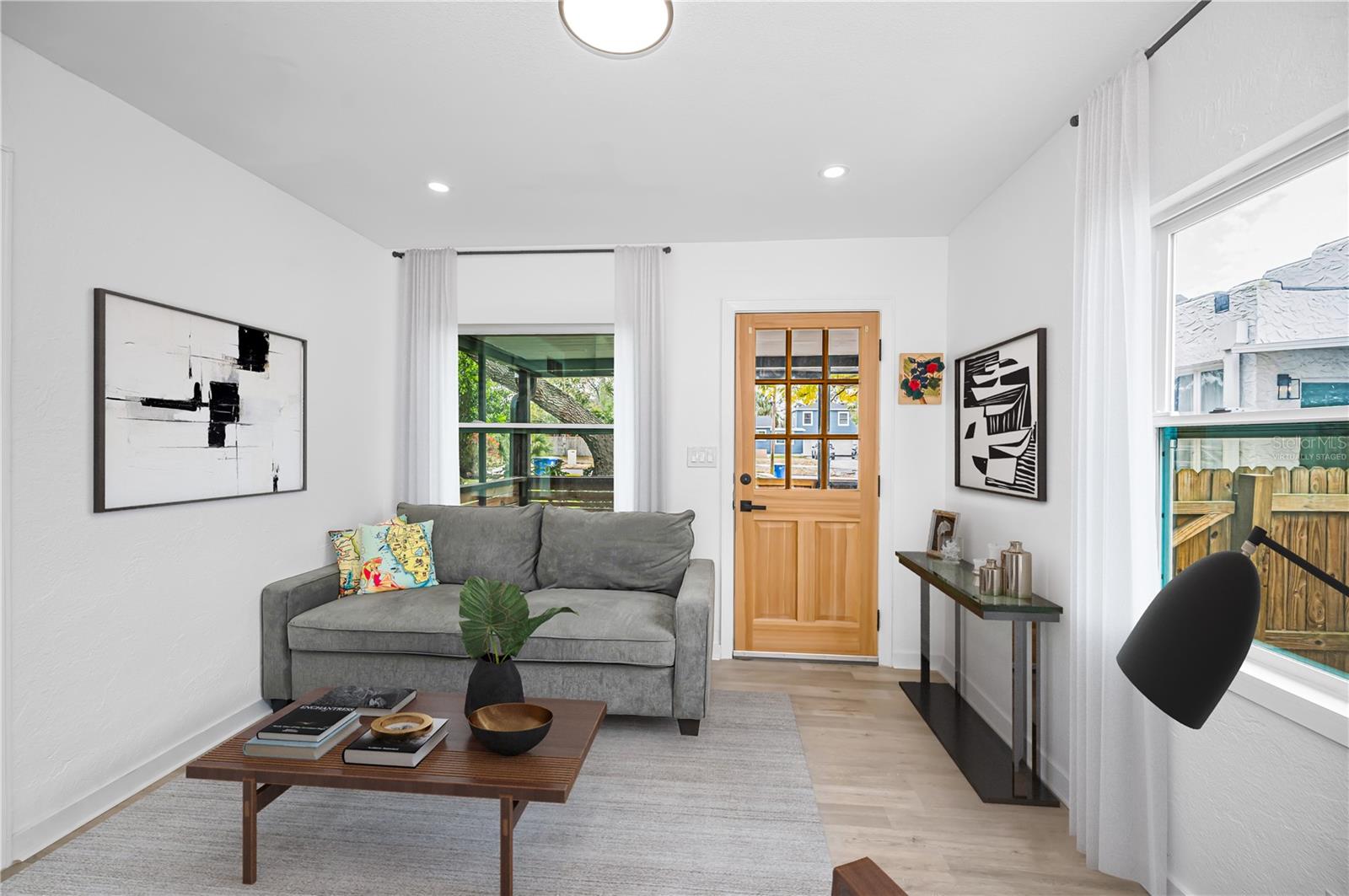 4917 OXFORD AVENUE N