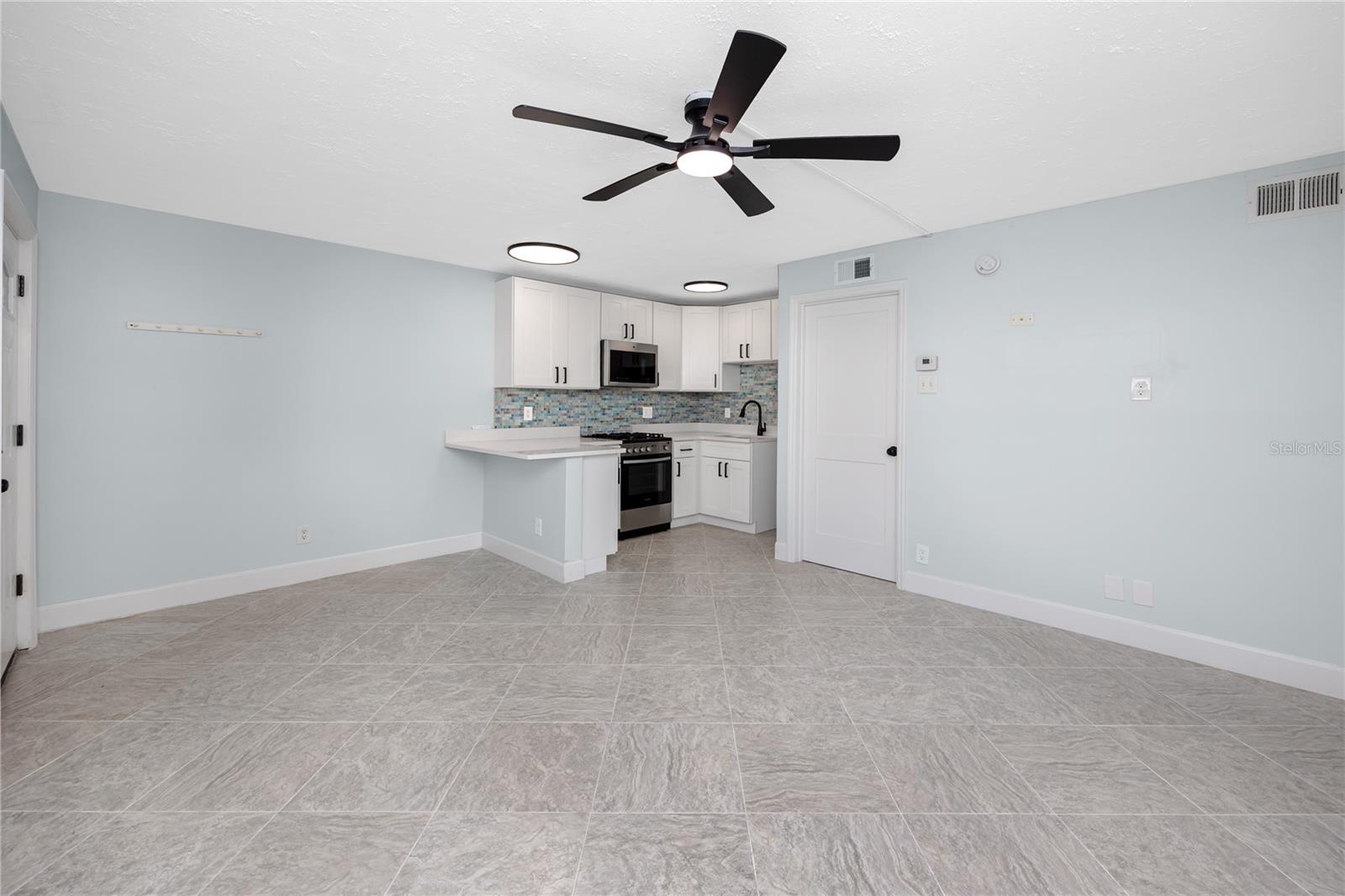 BAY ISLES CONDO - Residential