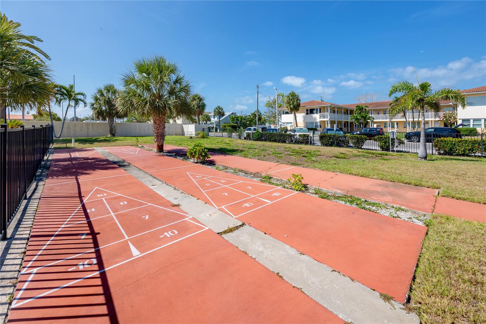 BAY ISLES CONDO - Residential