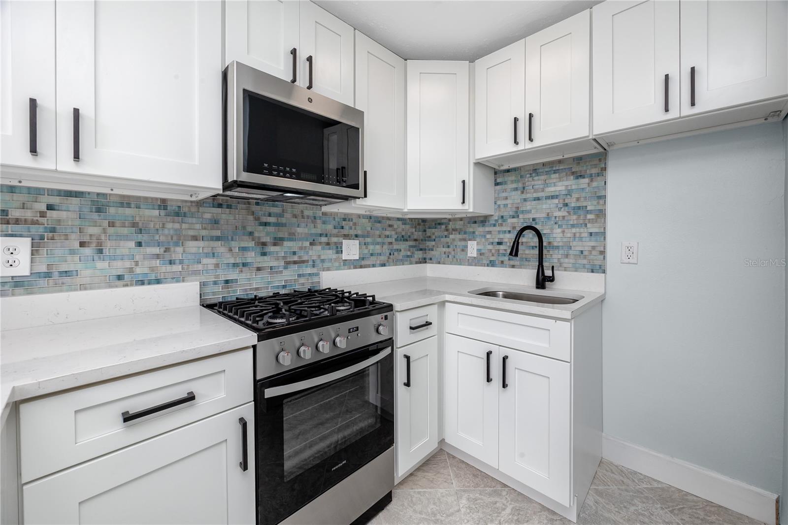 BAY ISLES CONDO - Residential