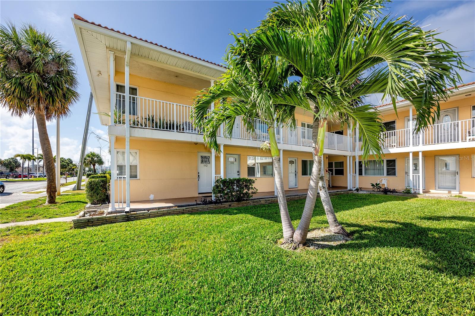 BAY ISLES CONDO - Residential