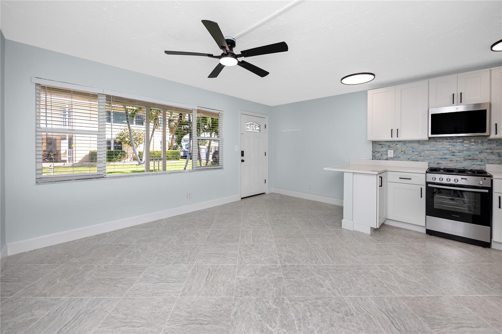 BAY ISLES CONDO - Residential