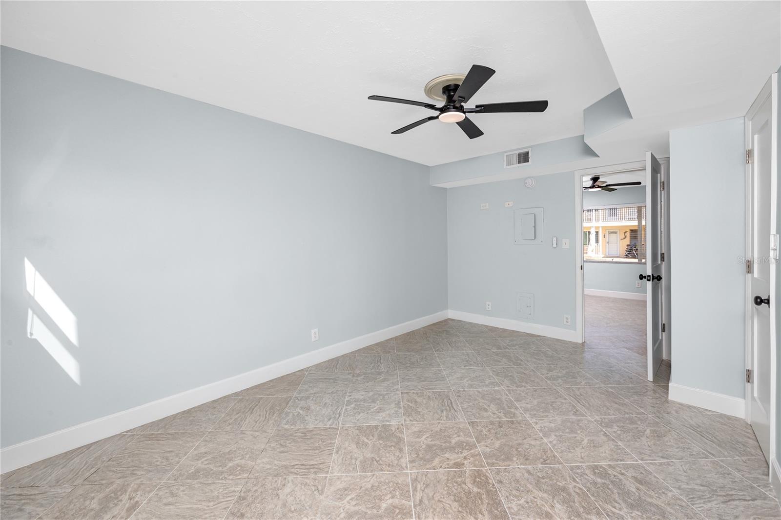 BAY ISLES CONDO - Residential