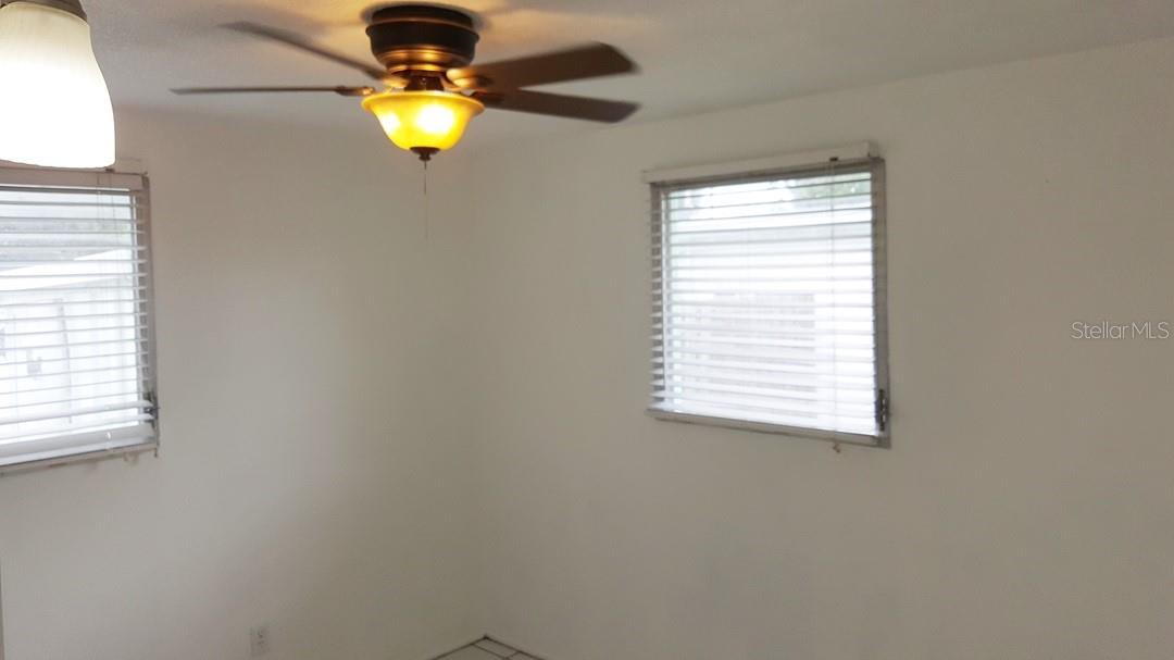 ORANGE LAKE VILLAGE - Residential Lease