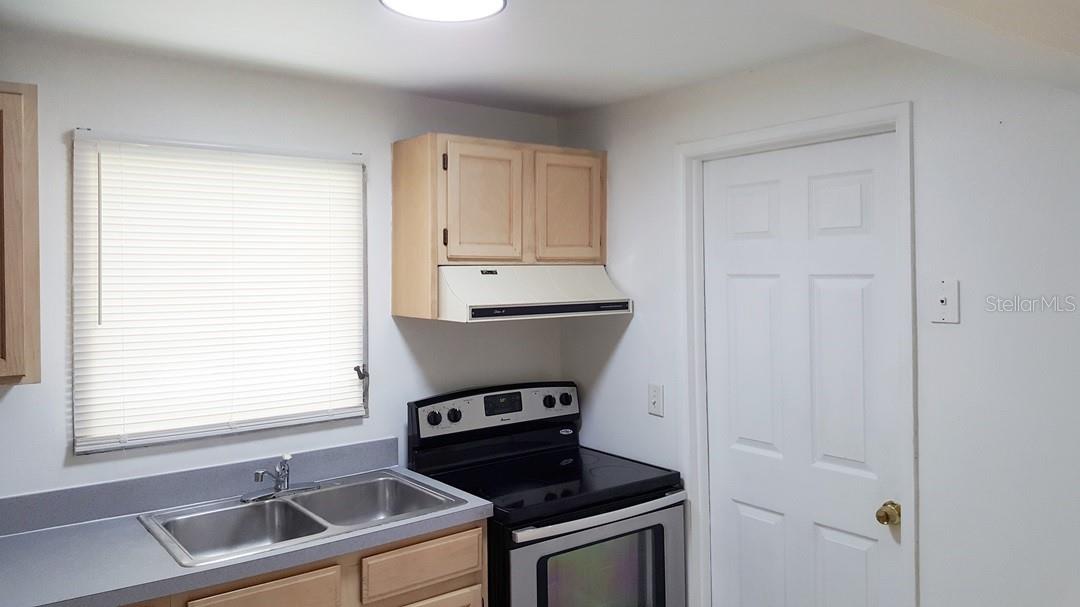 ORANGE LAKE VILLAGE - Residential Lease