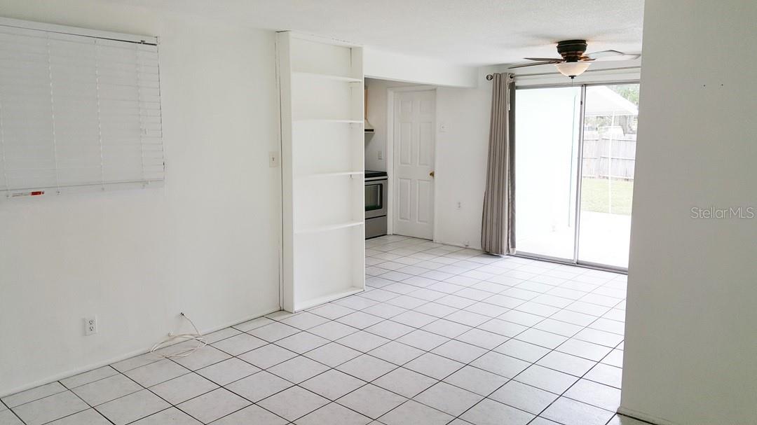 ORANGE LAKE VILLAGE - Residential Lease