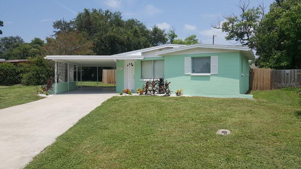 Photo of 10277 117th Terrace, Largo, FL 33773 (MLS # TB8434512)