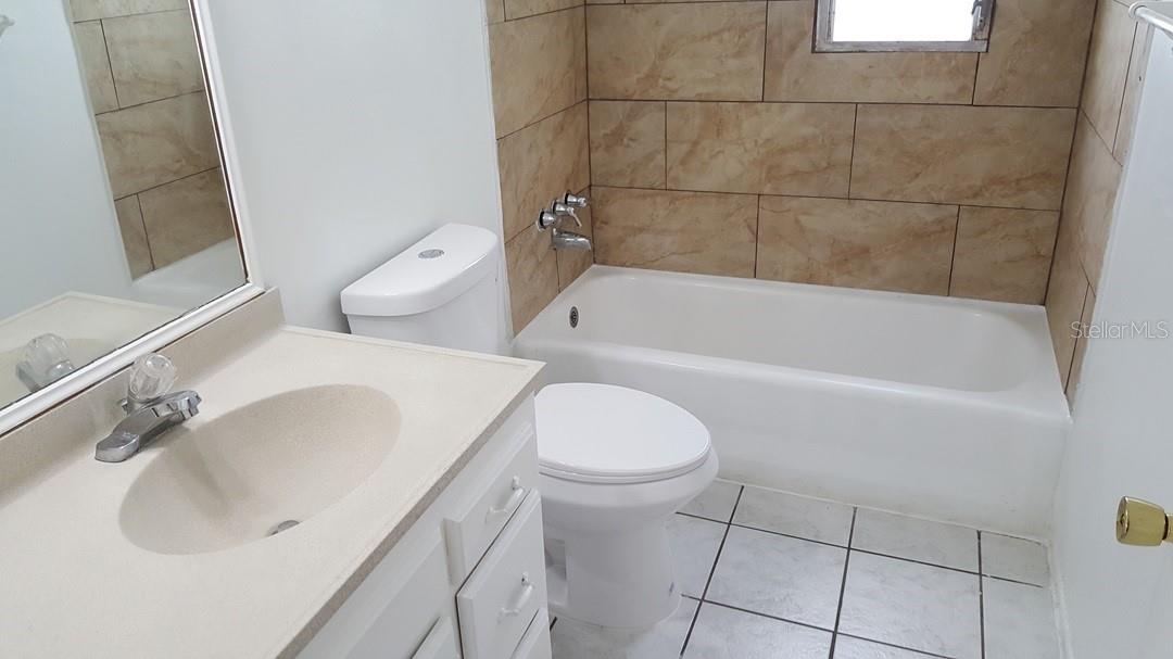ORANGE LAKE VILLAGE - Residential Lease