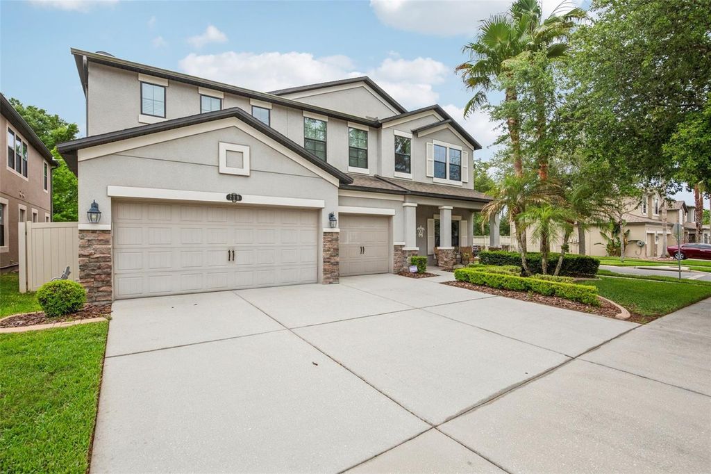 Photo of 210 Dakota Hill Drive, Seffner, FL 33584 (MLS # TB8495405)