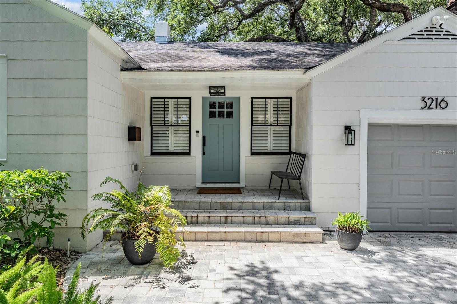 3216 W SAN MIGUEL STREET