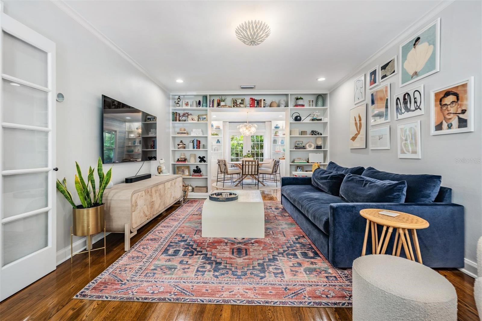 3216 W SAN MIGUEL STREET