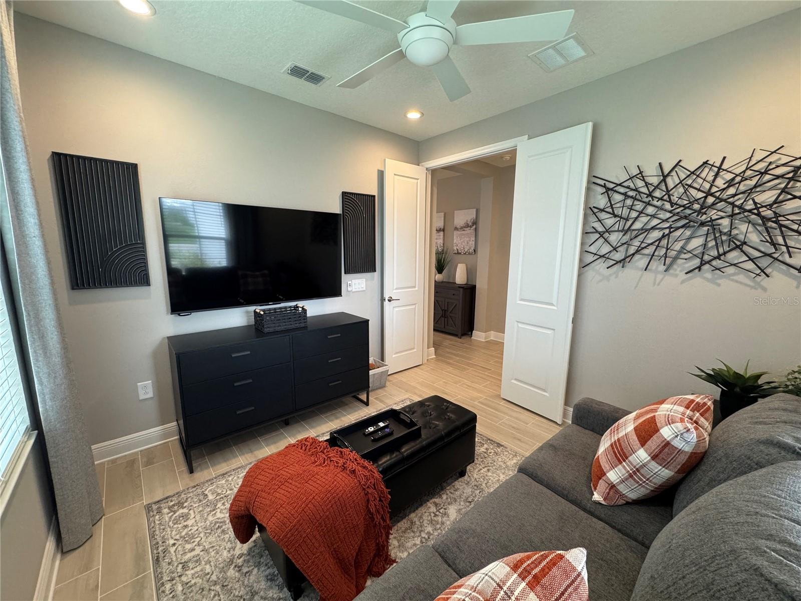 WYSTERIA-WELLEN PARK VILLAGE F-4 REP - Residential Lease