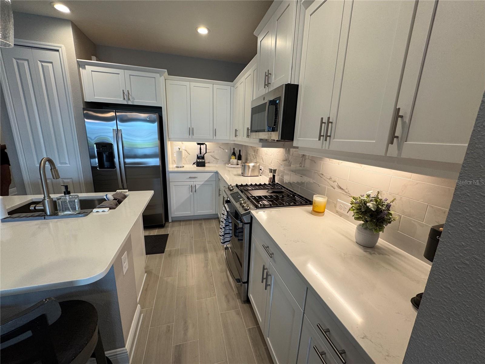 WYSTERIA-WELLEN PARK VILLAGE F-4 REP - Residential Lease