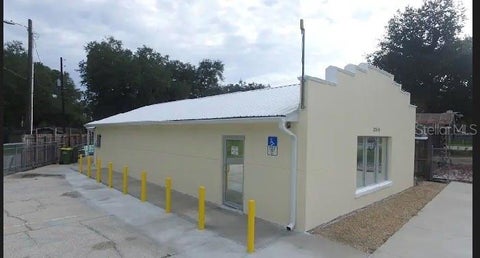 Tiny photo for 2516 W Main Street, Leesburg, FL 34748 (MLS # G5117330)