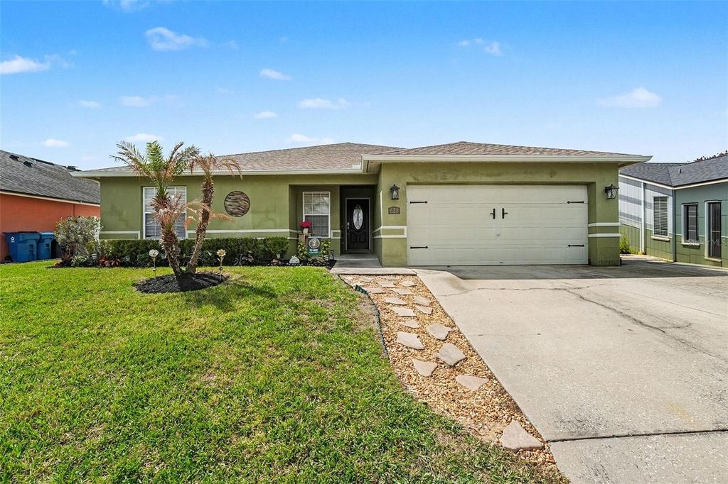 Photo of 628 Sierra Circle, Davenport, FL 33837 (MLS # O6388690)
