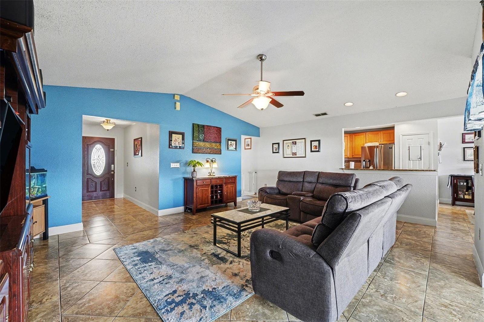 HIGHLAND SQUARE PH 02 - Residential