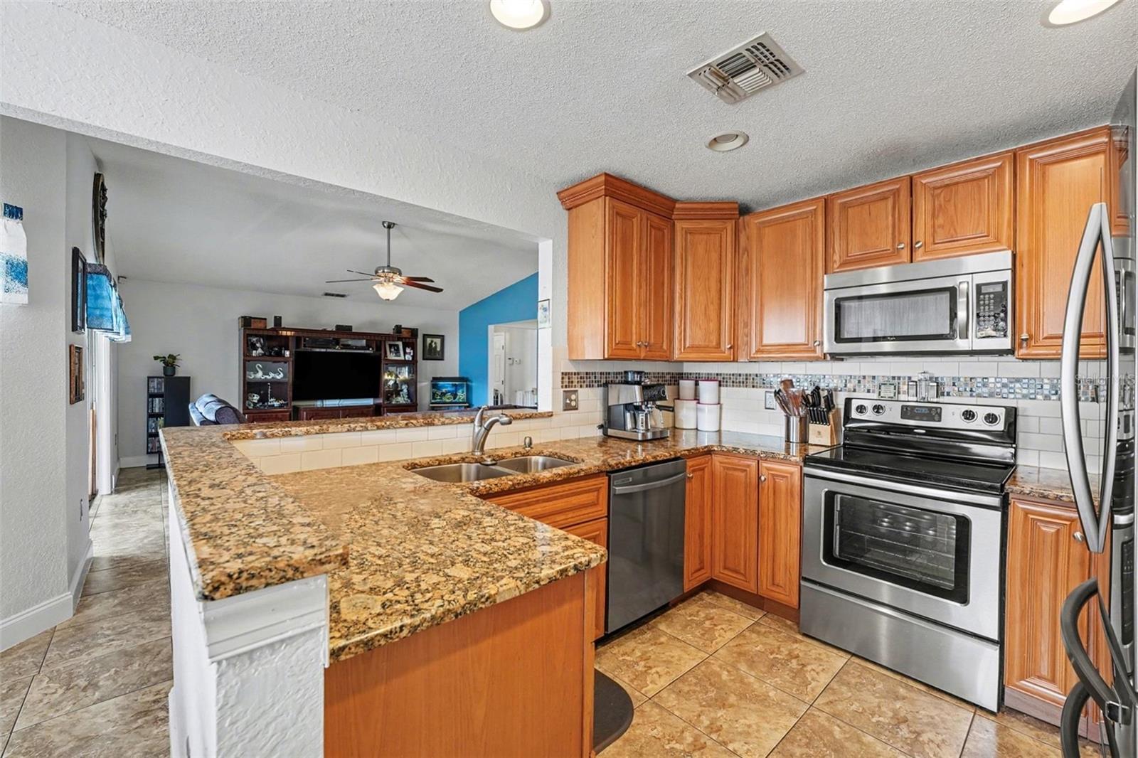 HIGHLAND SQUARE PH 02 - Residential