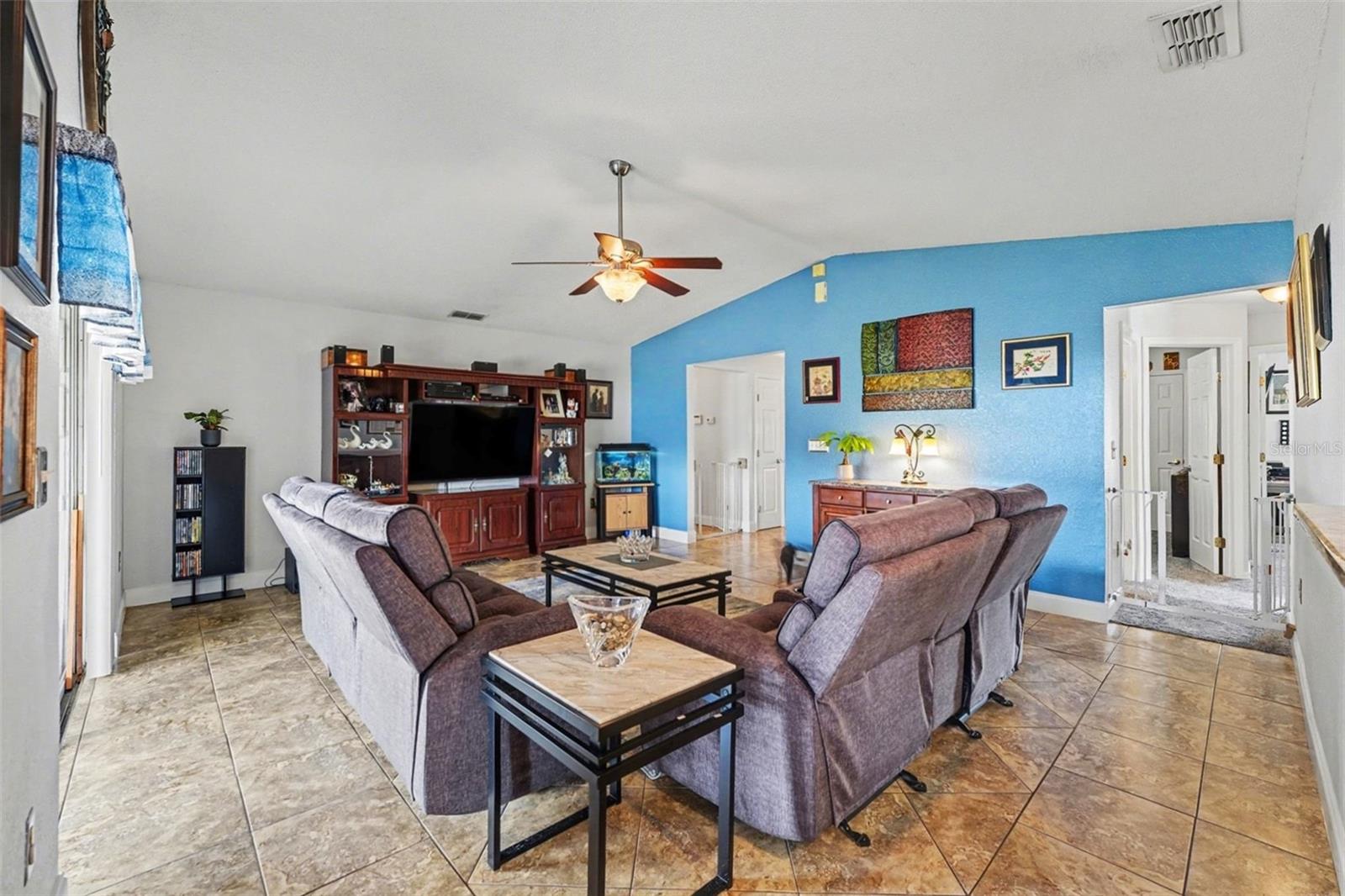 HIGHLAND SQUARE PH 02 - Residential