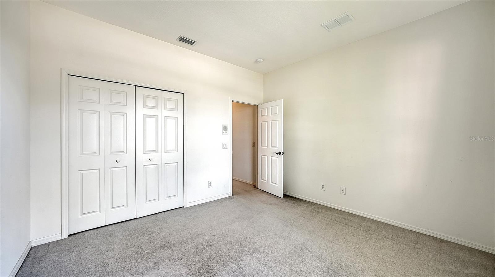 LAKERIDGE FALLS PH 1B - Residential