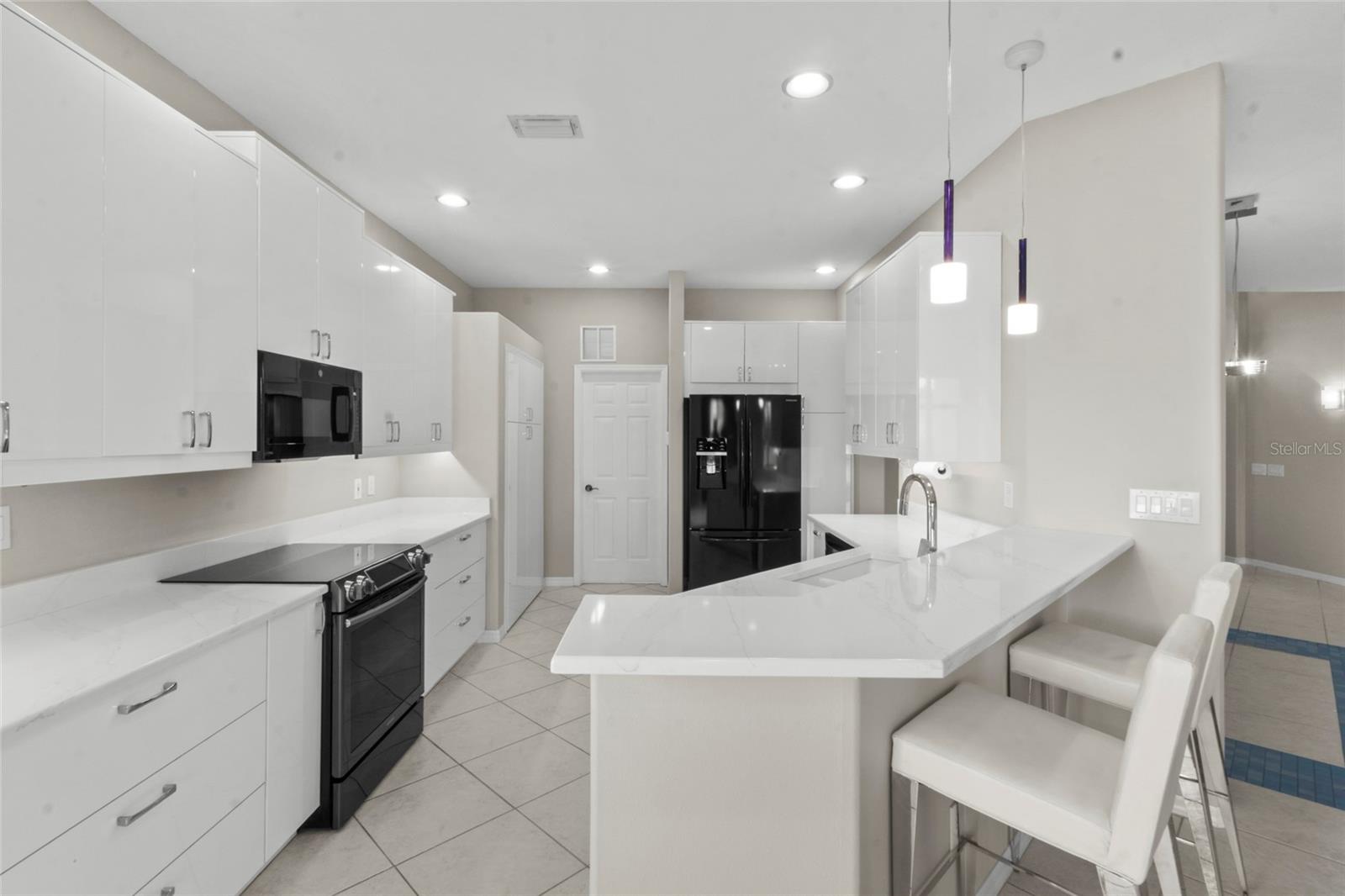 LAKERIDGE FALLS PH 1B - Residential