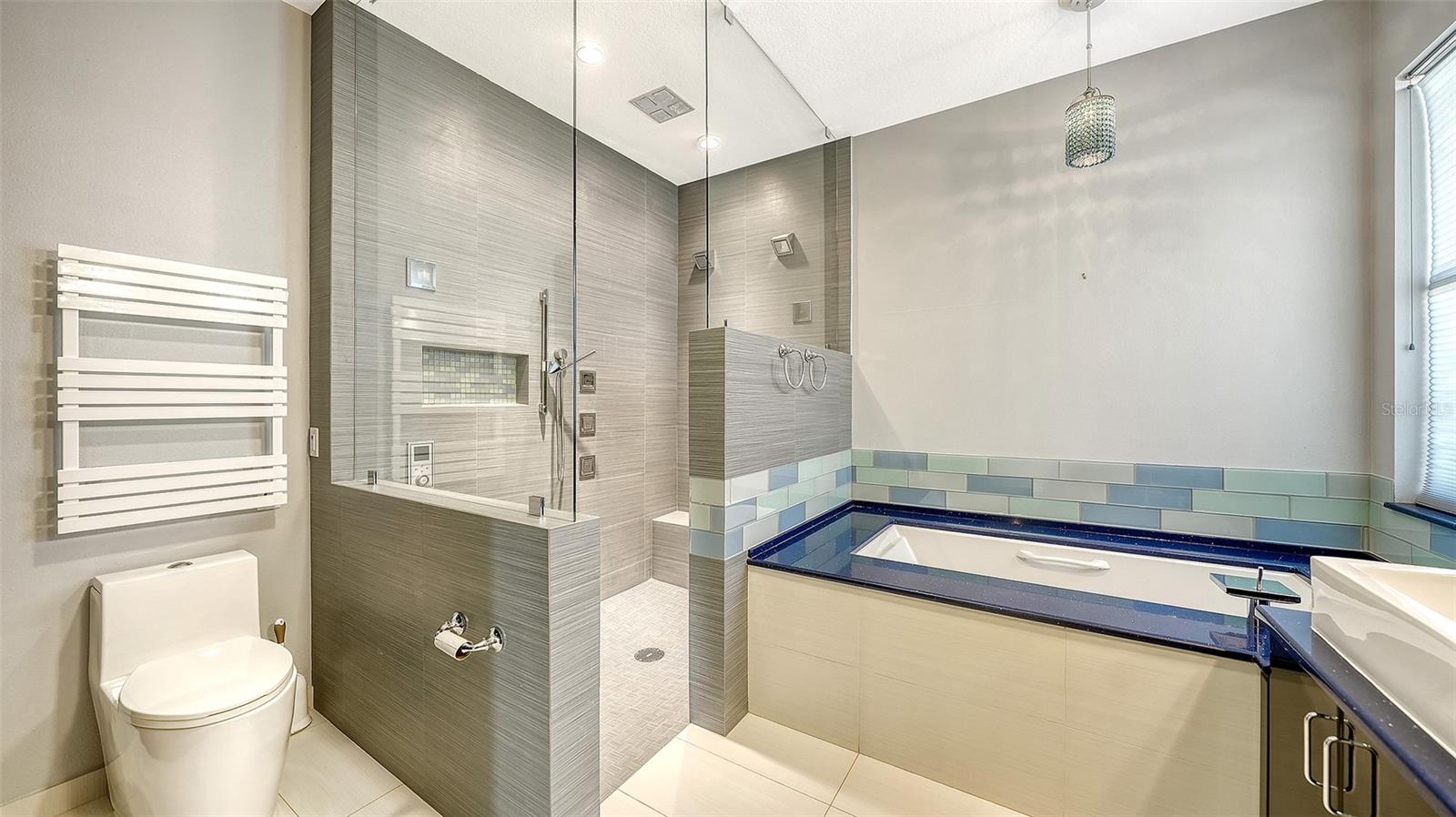 LAKERIDGE FALLS PH 1B - Residential