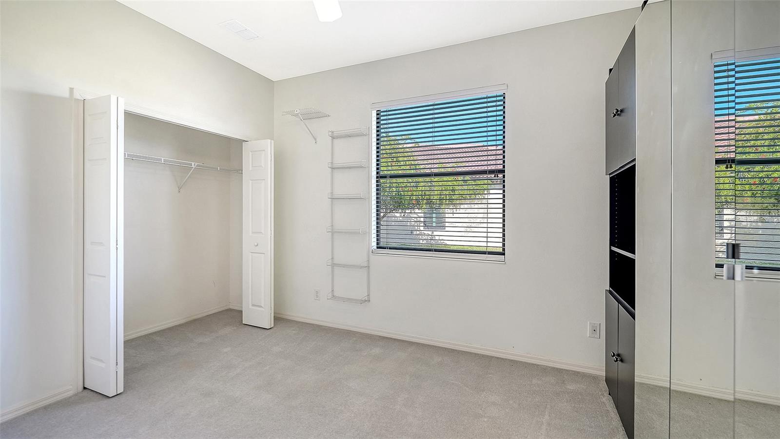 LAKERIDGE FALLS PH 1B - Residential