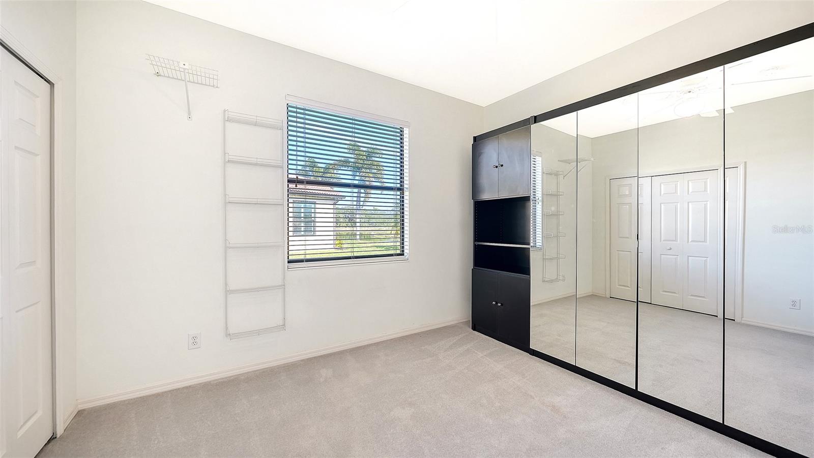 LAKERIDGE FALLS PH 1B - Residential