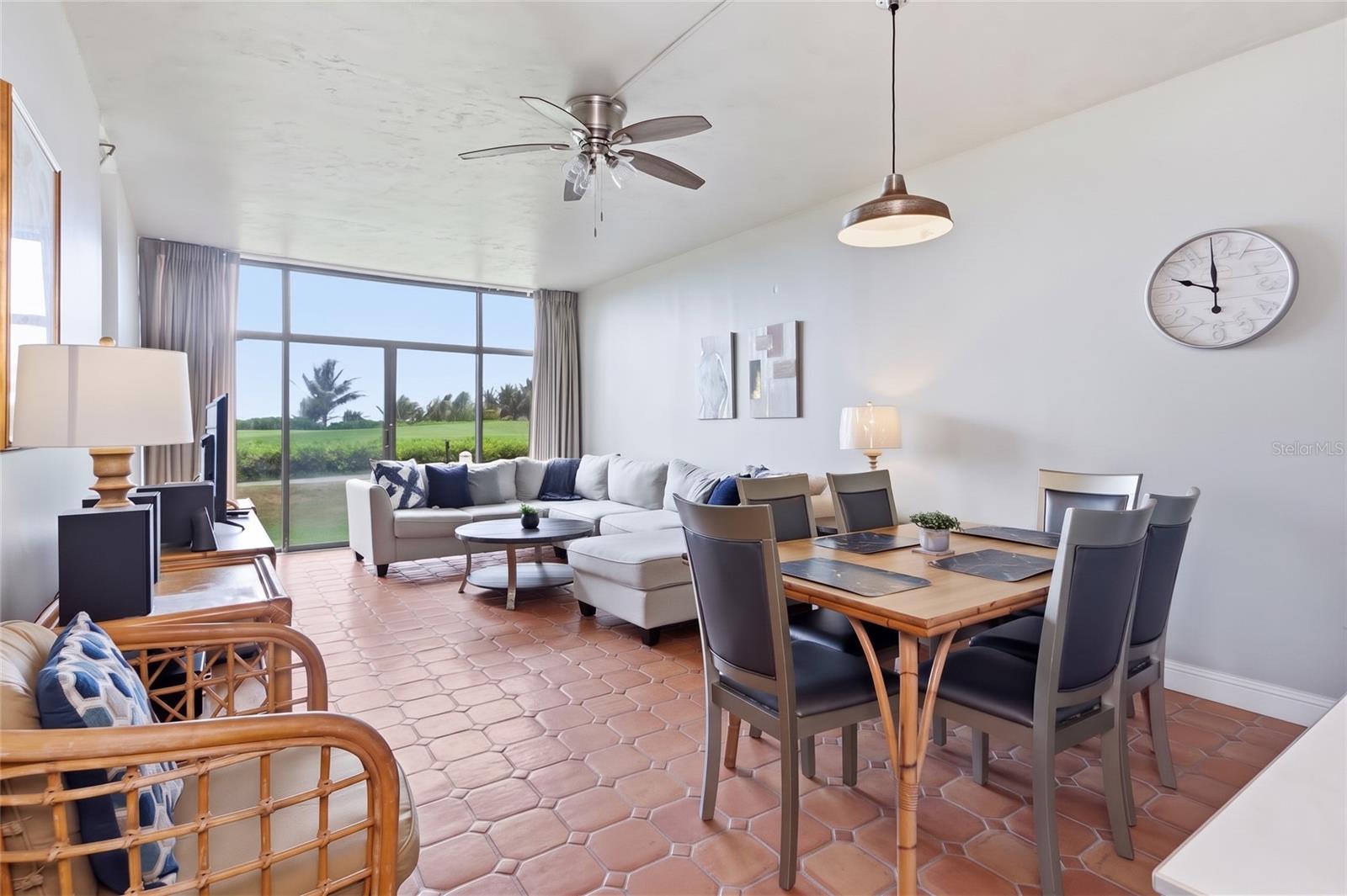 Casas a venda 3 - Jen Dantas 215 BEACH VILLAGE DRIVE 215