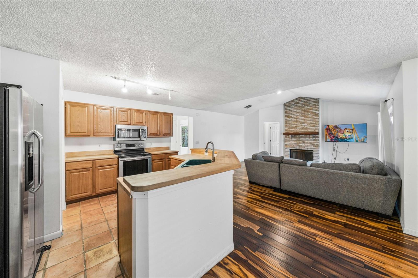 1368 COUNTRYRIDGE PLACE