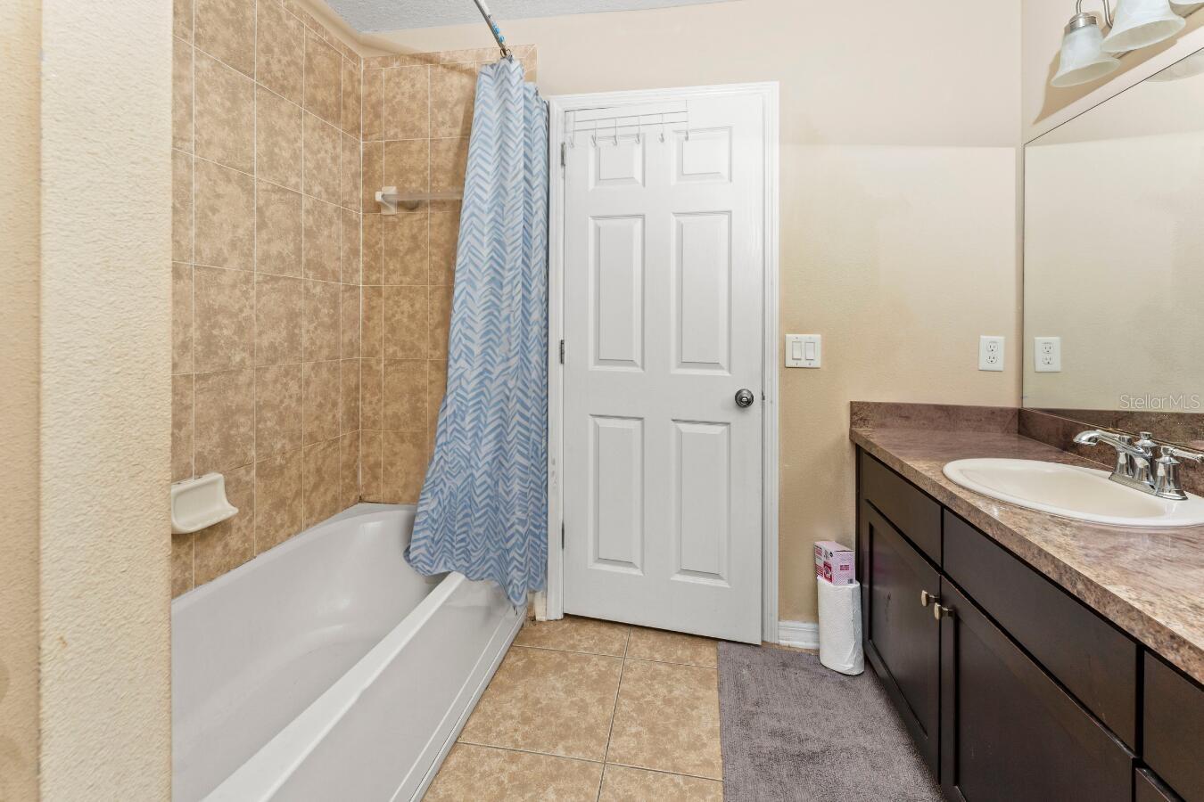 MISTY GLEN - Residential