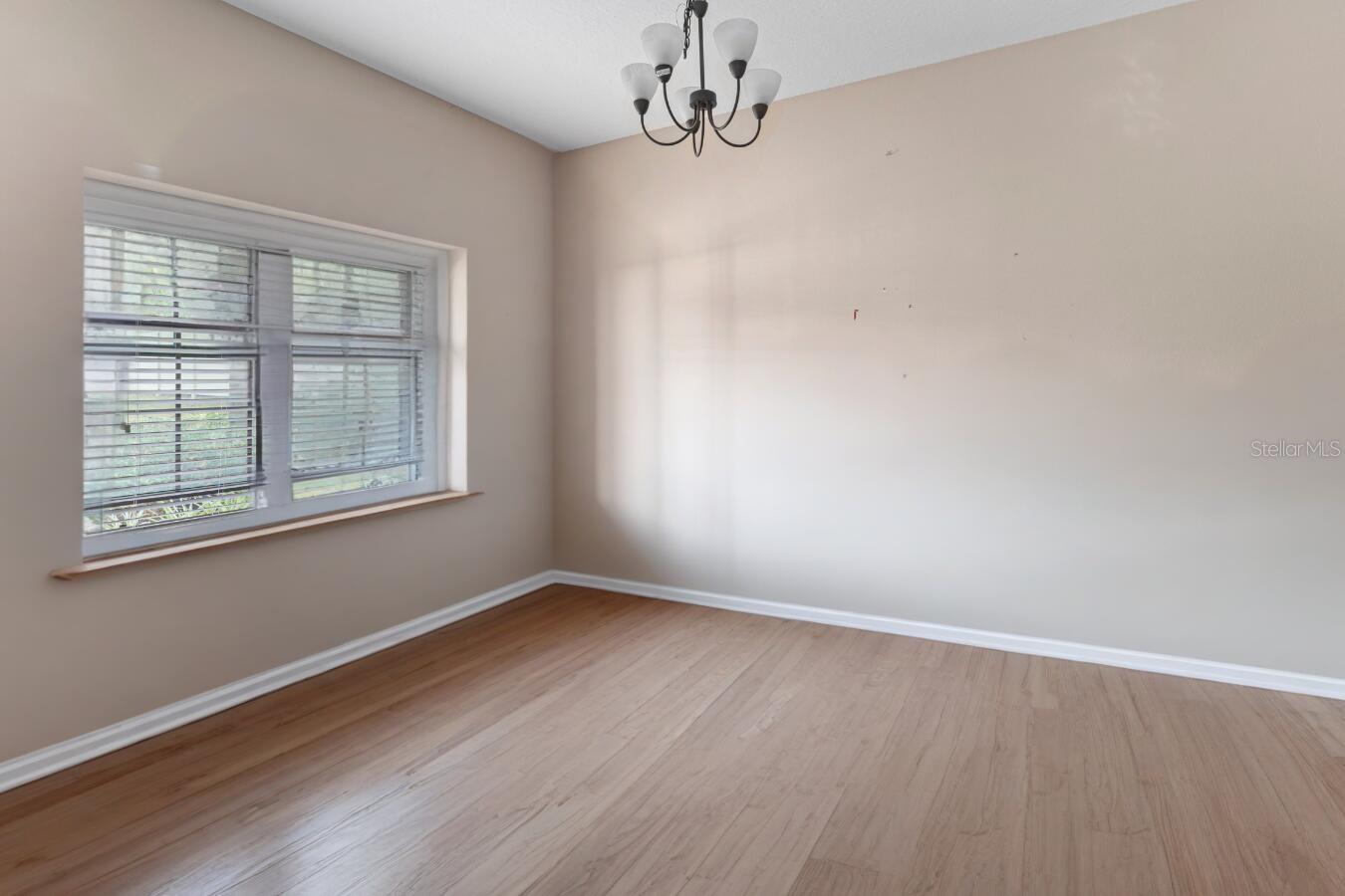 1306 GARDEN STONE LANE