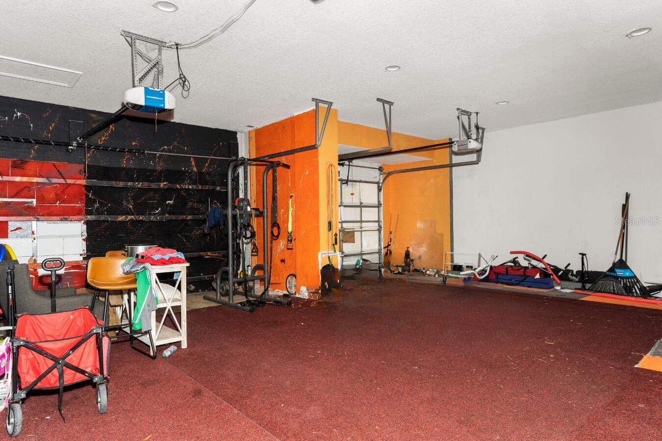 MISTY GLEN - Residential