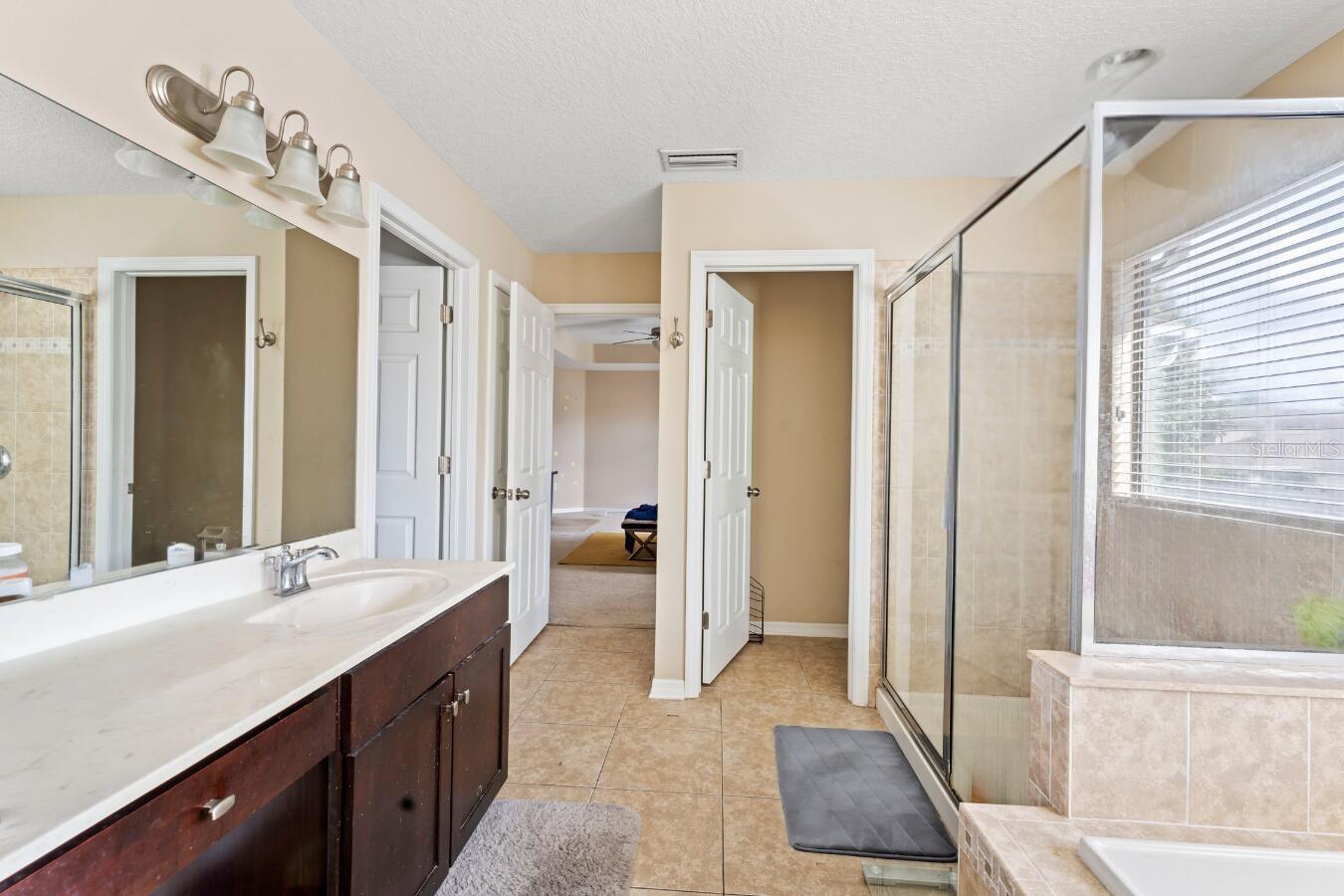 MISTY GLEN - Residential