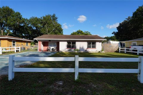 Photo of 926 28th Street NW, Winter Haven, FL 33881 (MLS # S5137142)