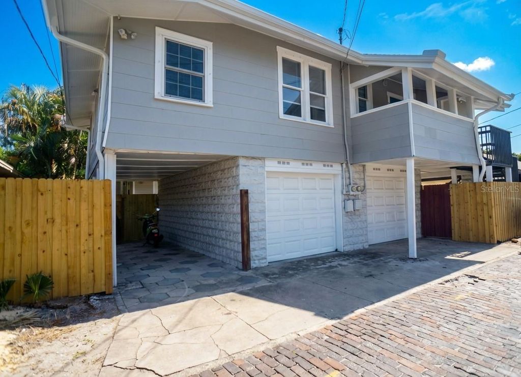 Photo of 2715 2nd Avenue S #3, St Petersburg, FL 33712 (MLS # TB8472945)