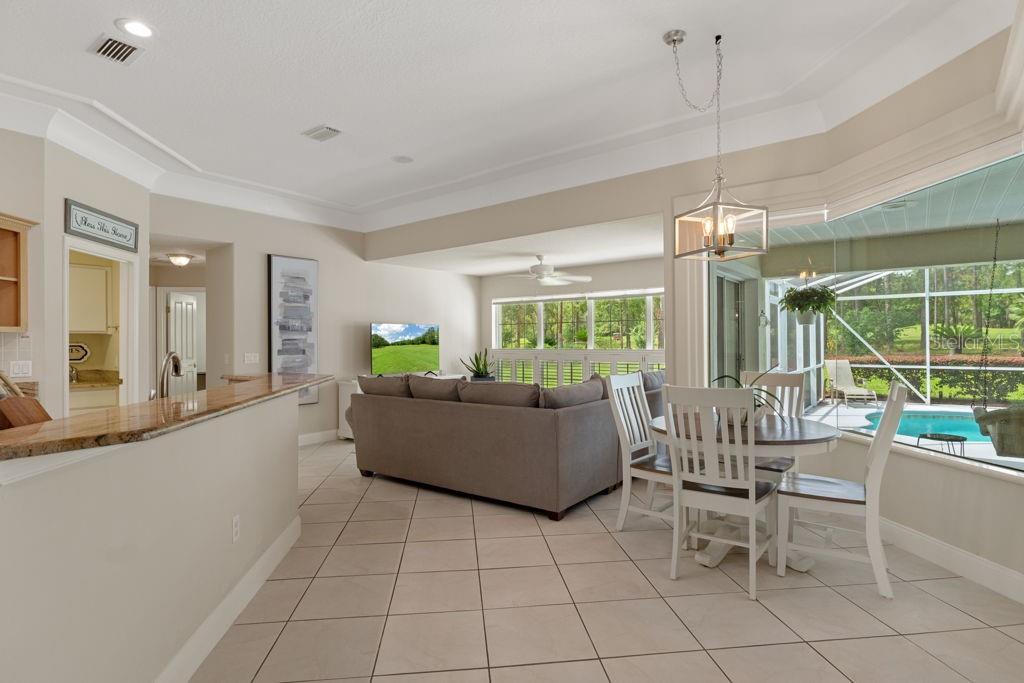 LAKE DIAMOND GOLF - Residential