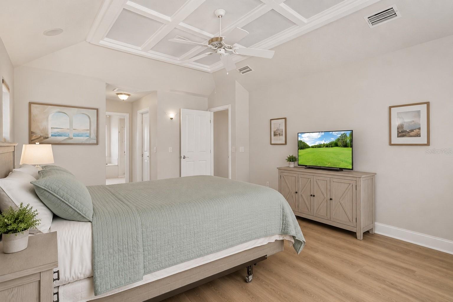 LAKE DIAMOND GOLF - Residential