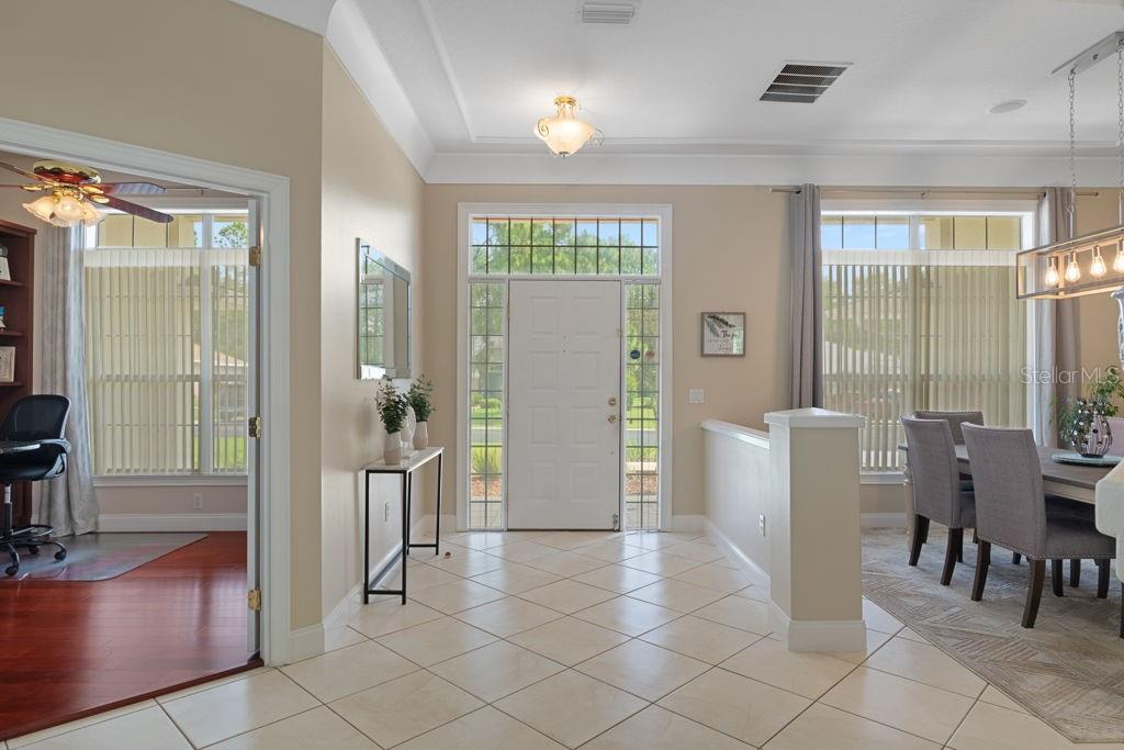 LAKE DIAMOND GOLF - Residential