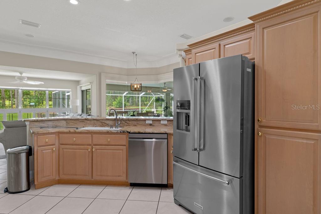 LAKE DIAMOND GOLF - Residential