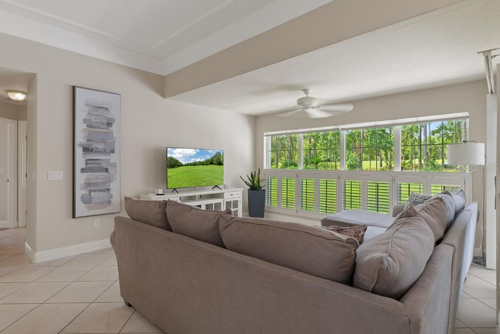 LAKE DIAMOND GOLF - Residential