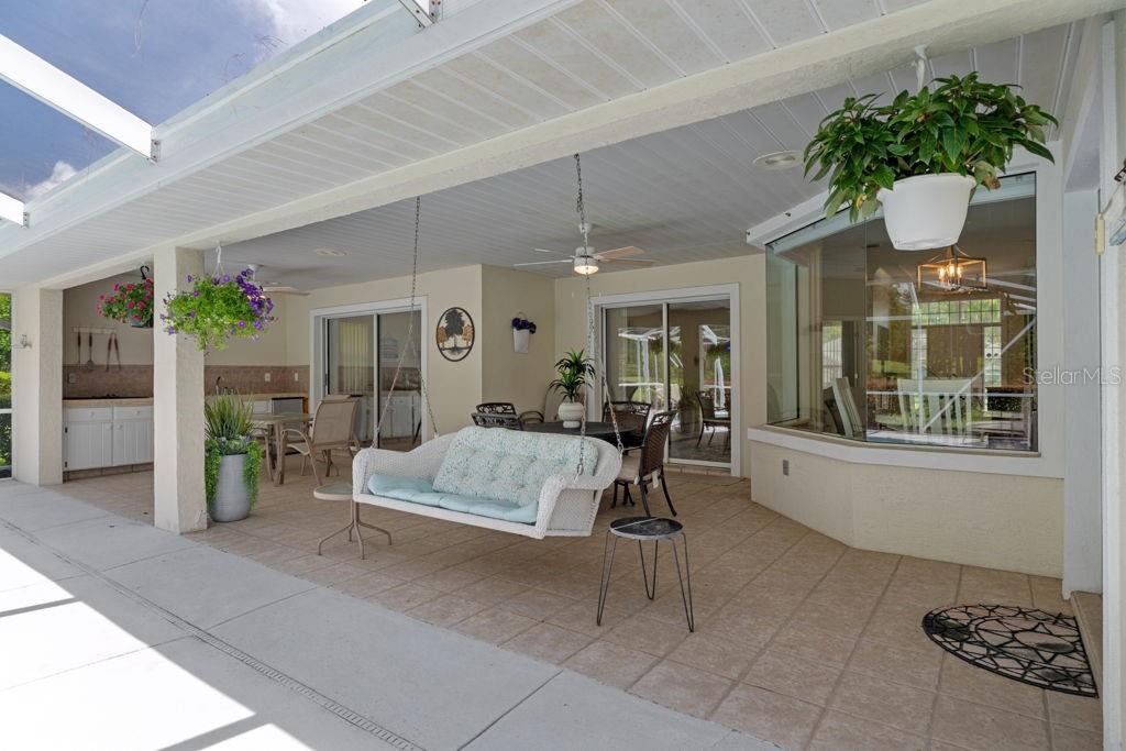 LAKE DIAMOND GOLF - Residential