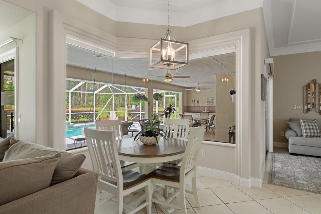 LAKE DIAMOND GOLF - Residential