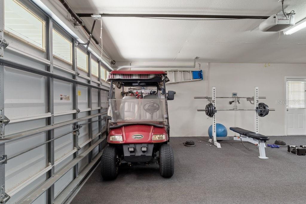 LAKE DIAMOND GOLF - Residential