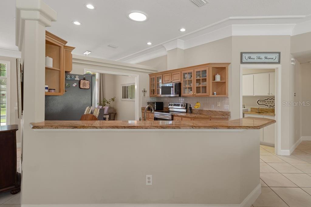 LAKE DIAMOND GOLF - Residential