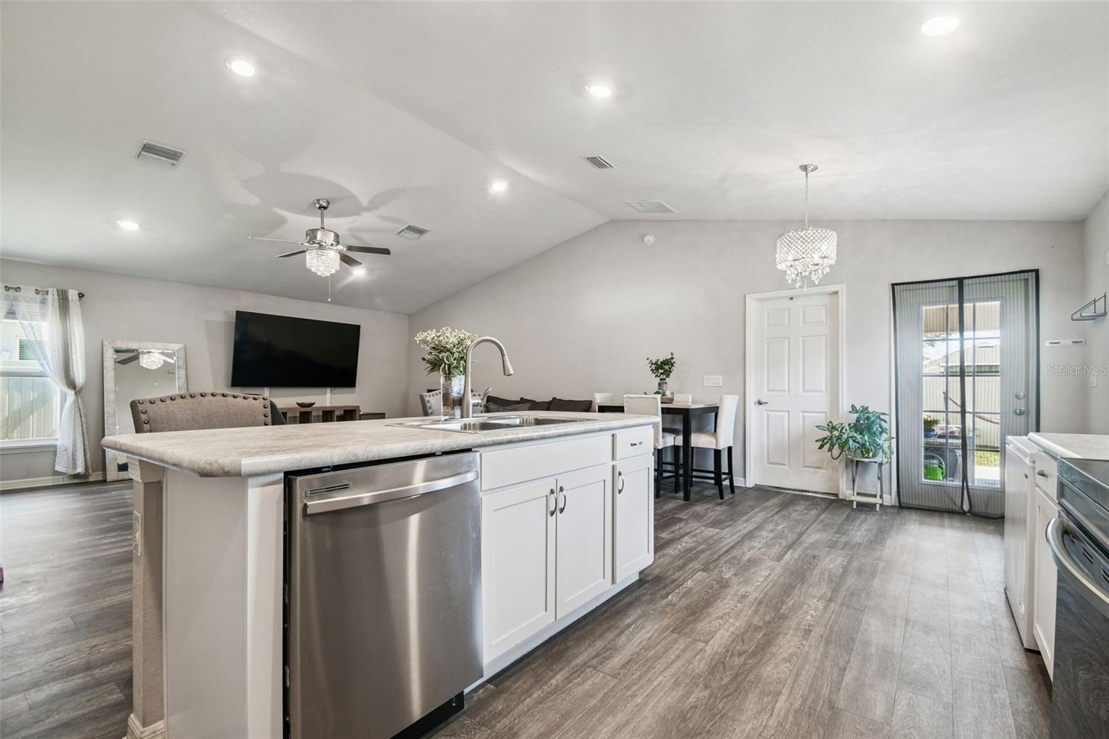 RIVER BEND WEST SUB - Residential