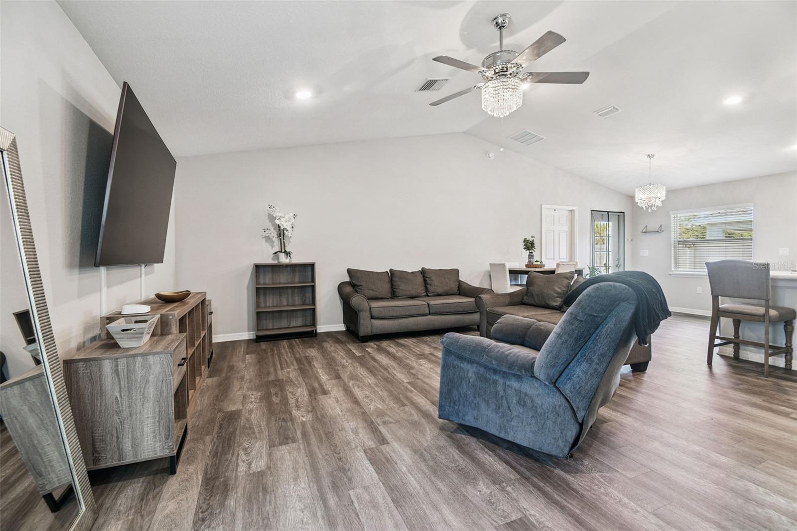 RIVER BEND WEST SUB - Residential