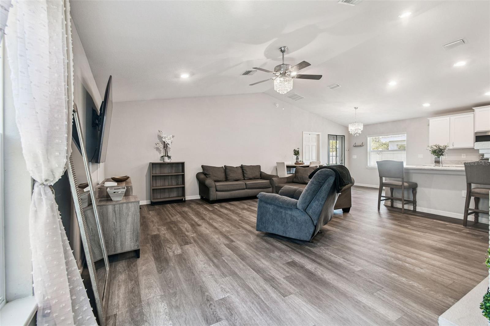 RIVER BEND WEST SUB - Residential