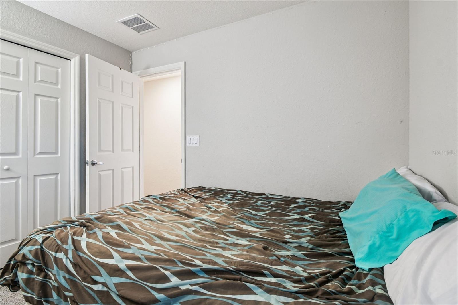 RIVER BEND WEST SUB - Residential