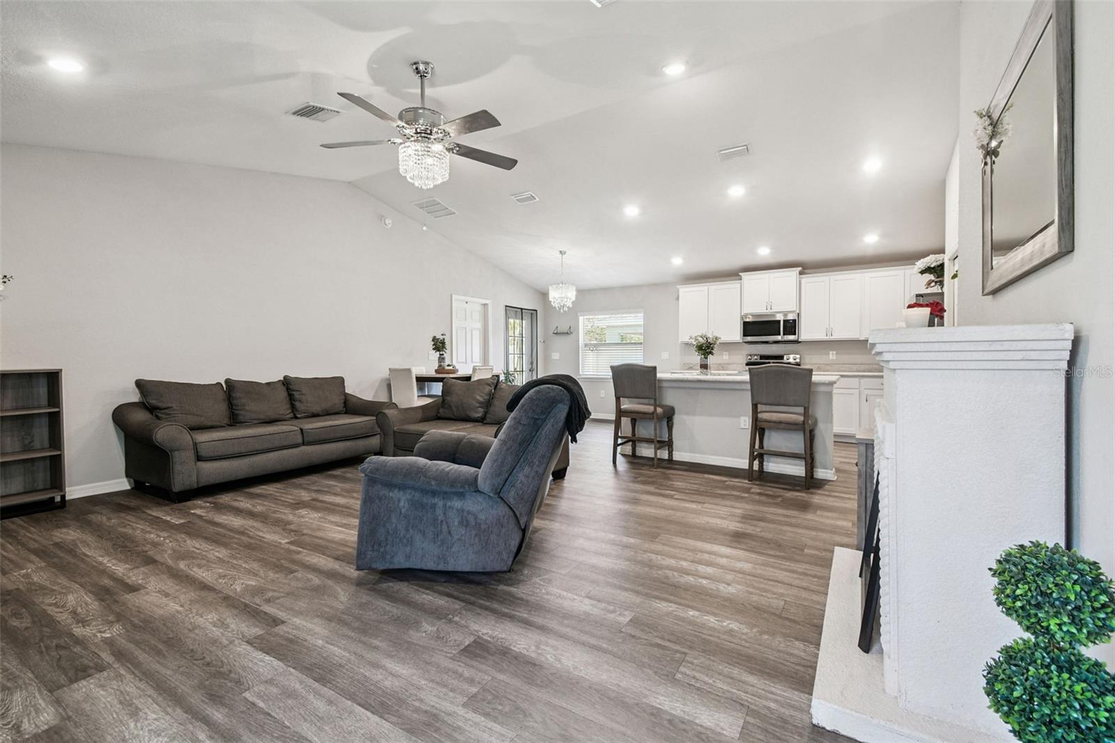 RIVER BEND WEST SUB - Residential